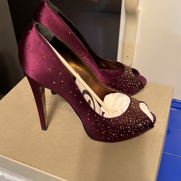 Georgina Goodman high heeled open toe satin plum sandal with gold rhinestones - Picture 3 of 8